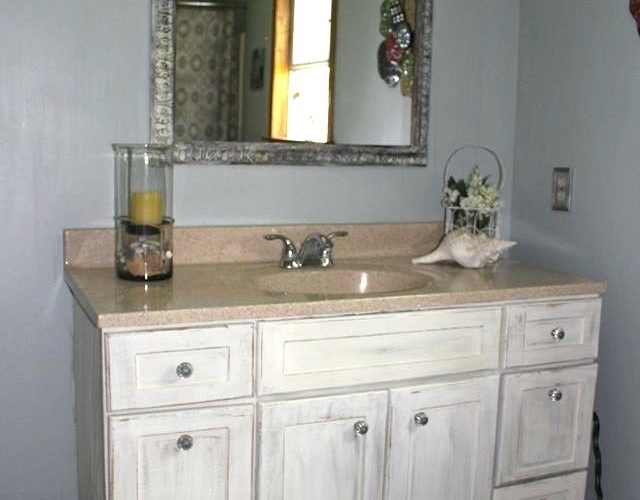 Bathroom Vanity Makeover Annie Sloan Chalkpaint