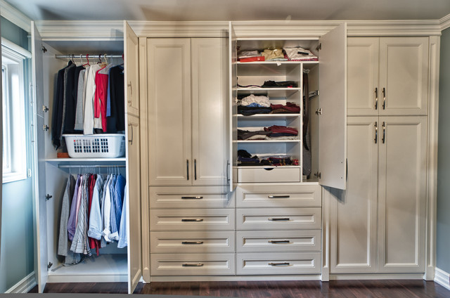 Built Closet Traditional Toronto