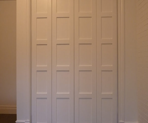 Fold Closet Door Makeover